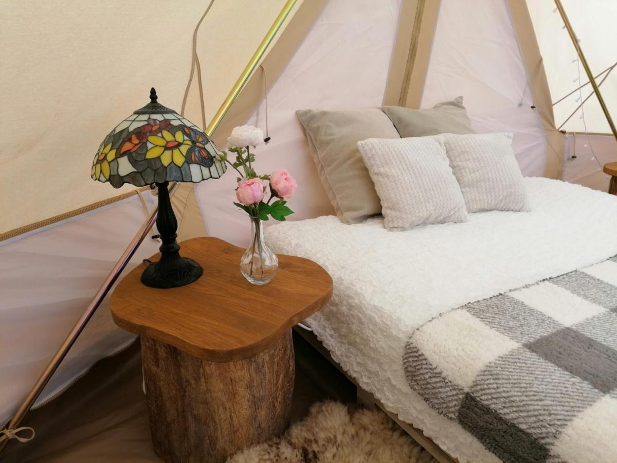 Kuusehaldja Glamping Hotel Kohila Bagian luar foto